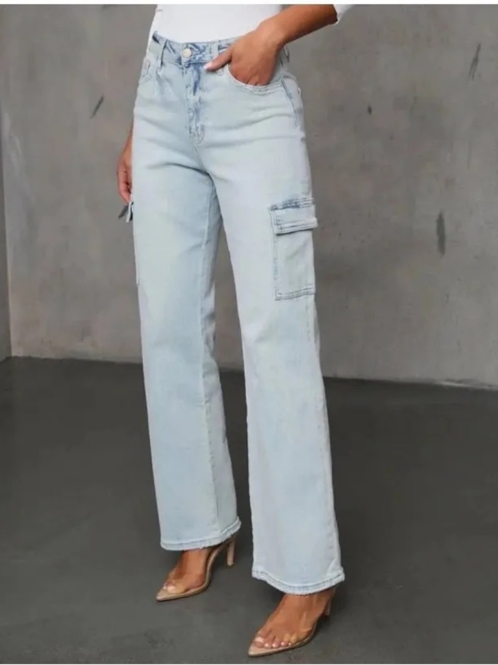 VICI collections Derossi 90S High Rise Cargo Jeans NWOT size 24